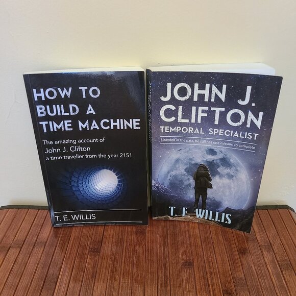 John J. Clifton: Temporal Specialist. & How to Build a Time Machine: - Willis - Picture 1 of 7